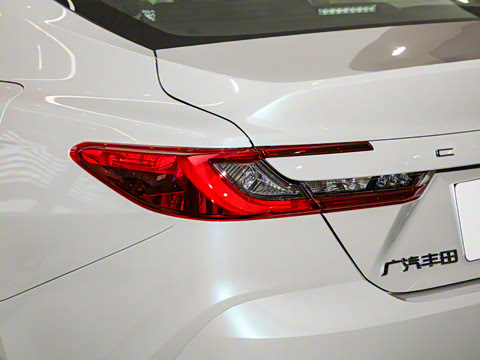 2024�� ˫�� 2.0HE ��Ӣ��