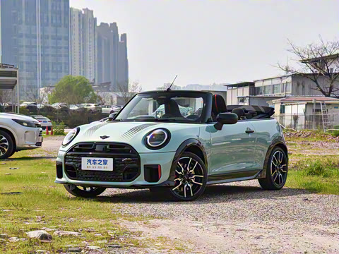 2025�� JOHN COOPER WORKS CABRIO