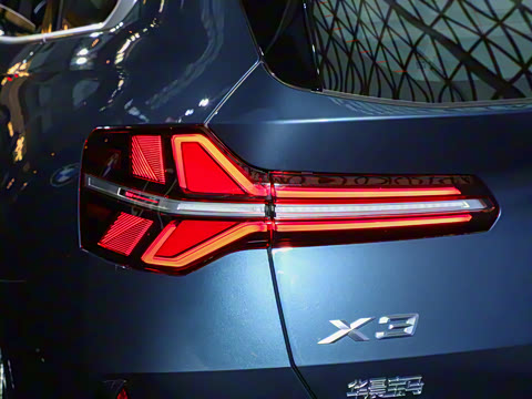 2025�� xDrive30L ������ M�˶���װ