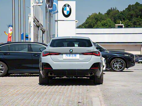 2024�� 430i Gran Coupe M�˶���ҹ��װ