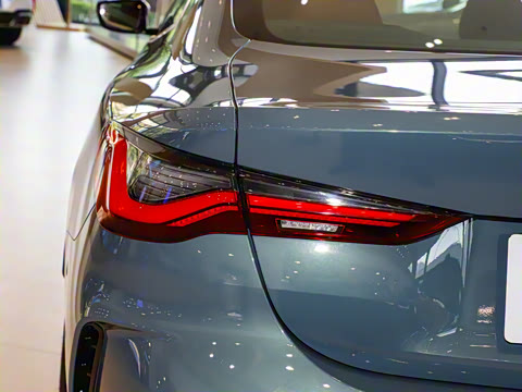 2024�� 425i M�˶���װ