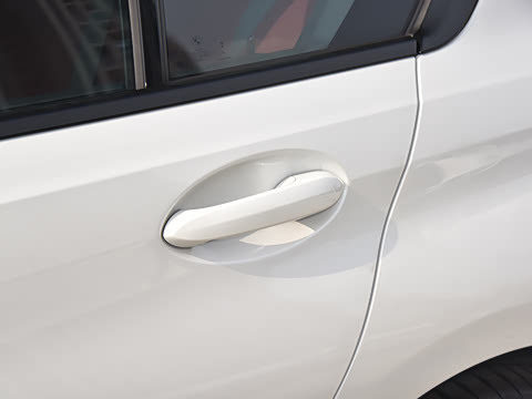 2024�� 325i M�˶���ҹ��װ