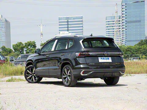 2025�� 300TSI ������°�