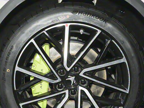 2025�� 560MAX 185kW