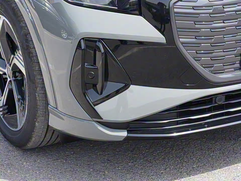 2024�� 50 e-tron quattro ������ҹ��