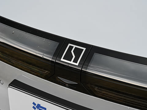 2025�� �����������Ǽݰ� 100kWh