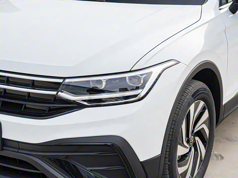 2025�� ���ڿ� 300TSI �Զ��������ڰ�