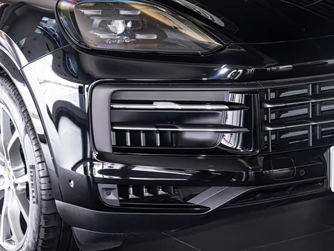 2025�� Cayenne 3.0T