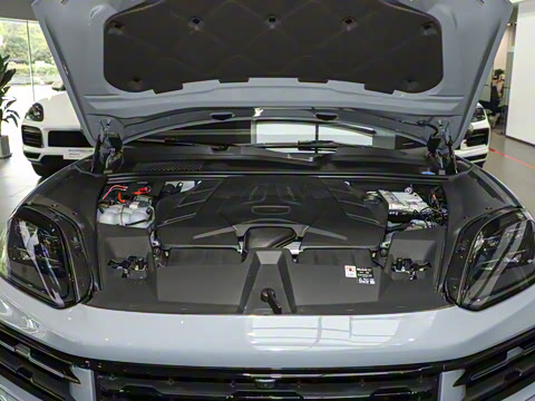 2025�� Cayenne 3.0T ���۰�