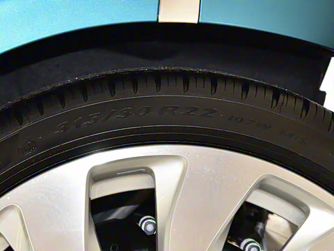 2024�� GT V8 Edition 8