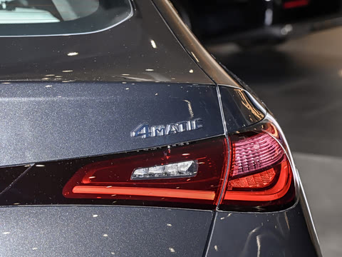 2024�� GLC 260 4MATIC ����SUV