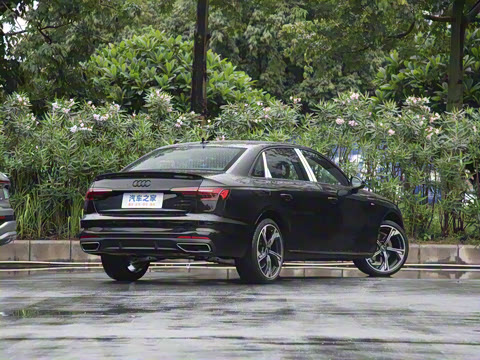 2025�� 200���������� 40 TFSI ���������� B&O ��ҹ��