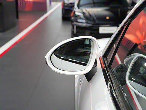 2024�� Macan ��������