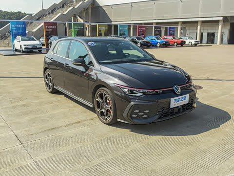 2025�� 380TSI DSG GTI