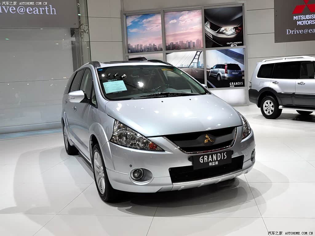 Mitsubishi Series 325