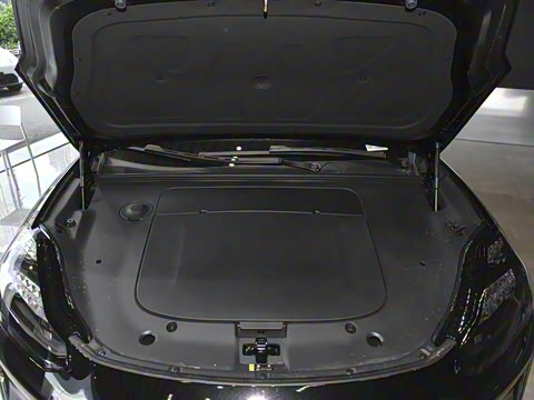 2025�� 825 Max��