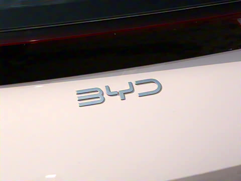 2025�� �Ǽݰ� 305km ���ɰ�