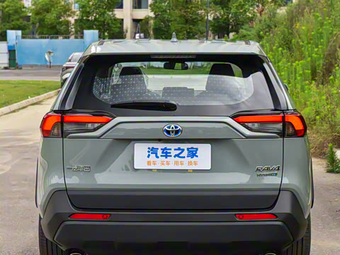 2023�� ˫�� 2.5L E-CVT������Ӣ��