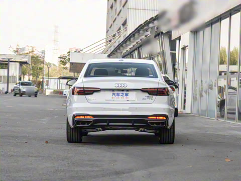 2025�� 200���������� 40 TFSI ����������