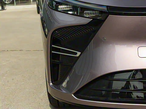 2025�� ���� Plus ��������