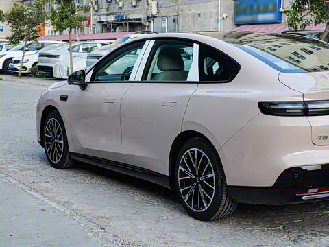 2025�� 550������