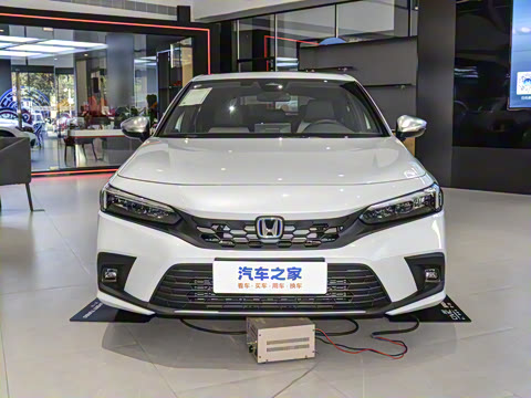 2023�� HATCHBACK 2.0L e:HEV ���ذ�