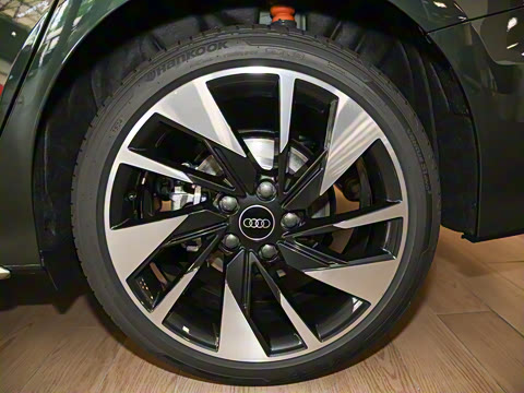 2024�� A3L Limousine 35 TFSI ʱ���˶���