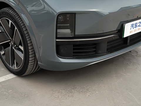 2025�� Ultra ���ܻ��°�