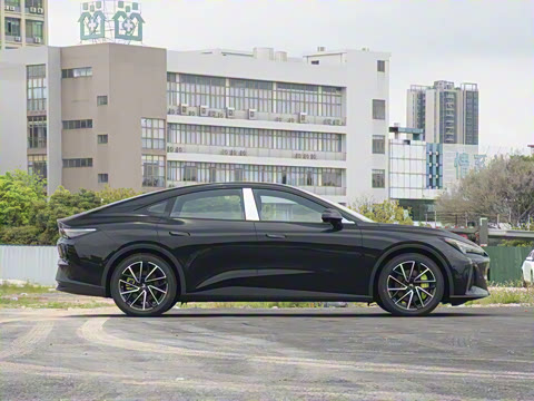 2025�� 668MAX���а� 200kW