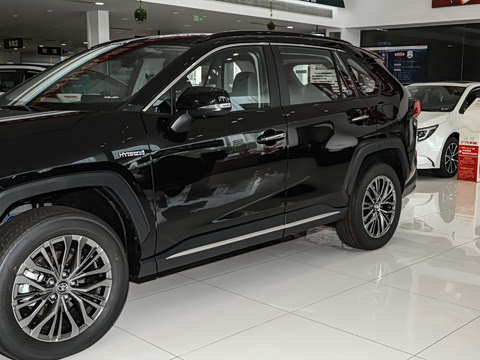 2024�� ˫�� 2.5L E-CVT��������