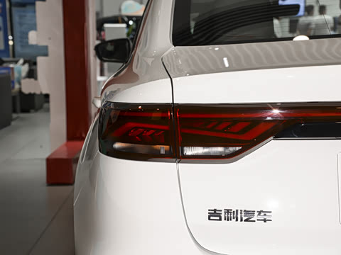 2026�� ��4�� 400������ 1.5L CVT��Խ��