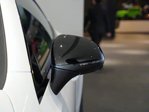 2025�� AMG CLE 53 4MATIC+ ���ܳ�