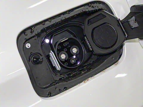 2025�� eDrive 35 L