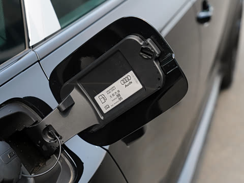 2024��  RS4 Avant ȼ���