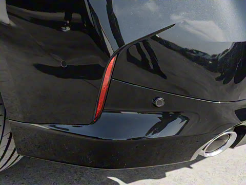 2025�� 225i M�˶���ҹ��װ