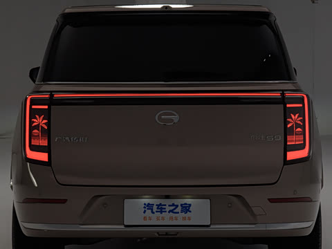 2025�� Ǭ�� UItra 6��