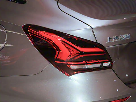 2022�� 1.5T Trophy�˶�������