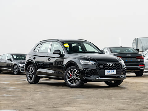 2025�� 40 TFSI ����������