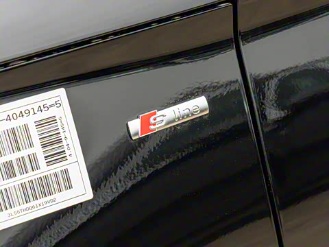 2025�� 40 TFSI ����������