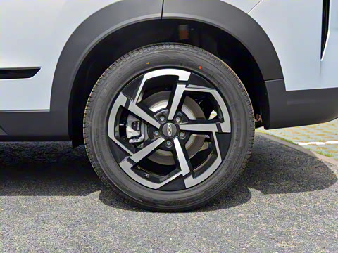 2025�� ���ܰ� 1.5T ��������