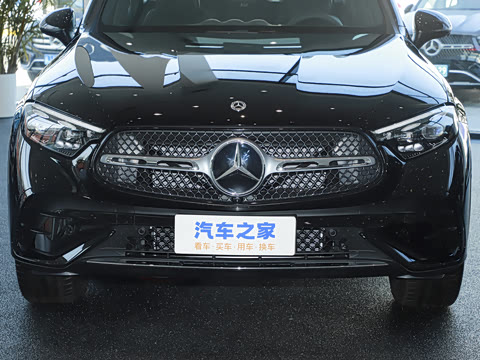 2025�� GLC 300 L 4MATIC ������ 5��