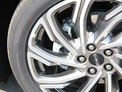 2025�� 2.0T ���ݰ�