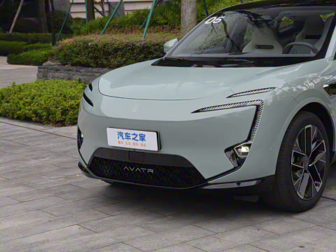 2025�� Ultra ���̰�