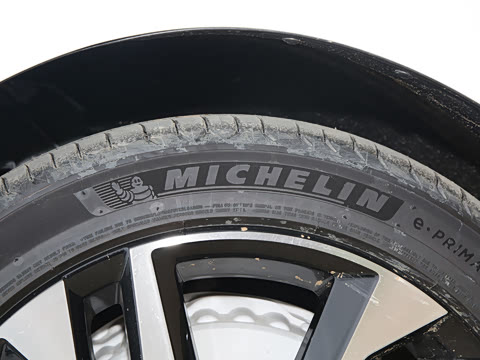 2025�� B5 �����˶���