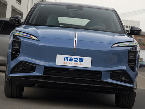 2025�� 730 Max������