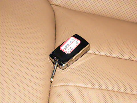 2025�� 400PS Dynamic SE