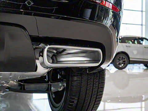 2025�� 400PS Dynamic SE