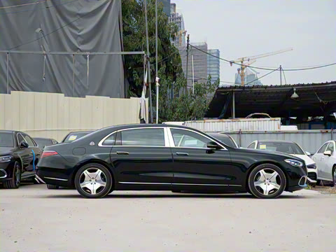 2025�� S 480 4MATIC