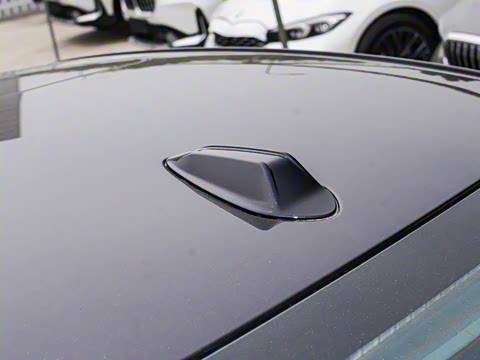 2025�� 325i M�˶���װ