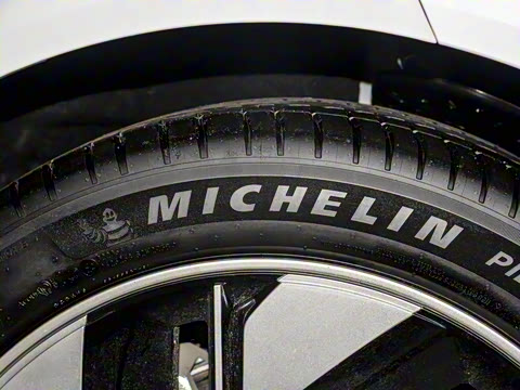 2025�� 210Max���Ȱ� 5��